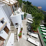 La Casa Del Melograno