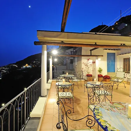 La Casa Del Melograno