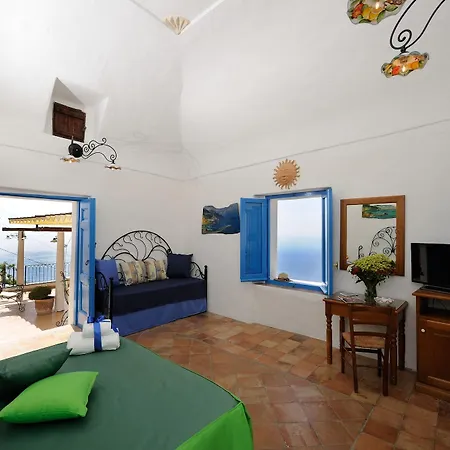 La Casa Del Melograno Фуроре