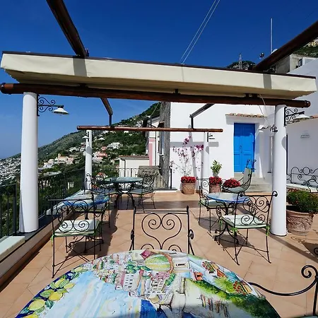 La Casa Del Melograno Фуроре