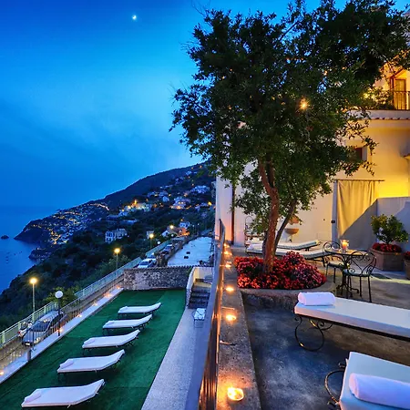 La Casa Del Melograno Furore